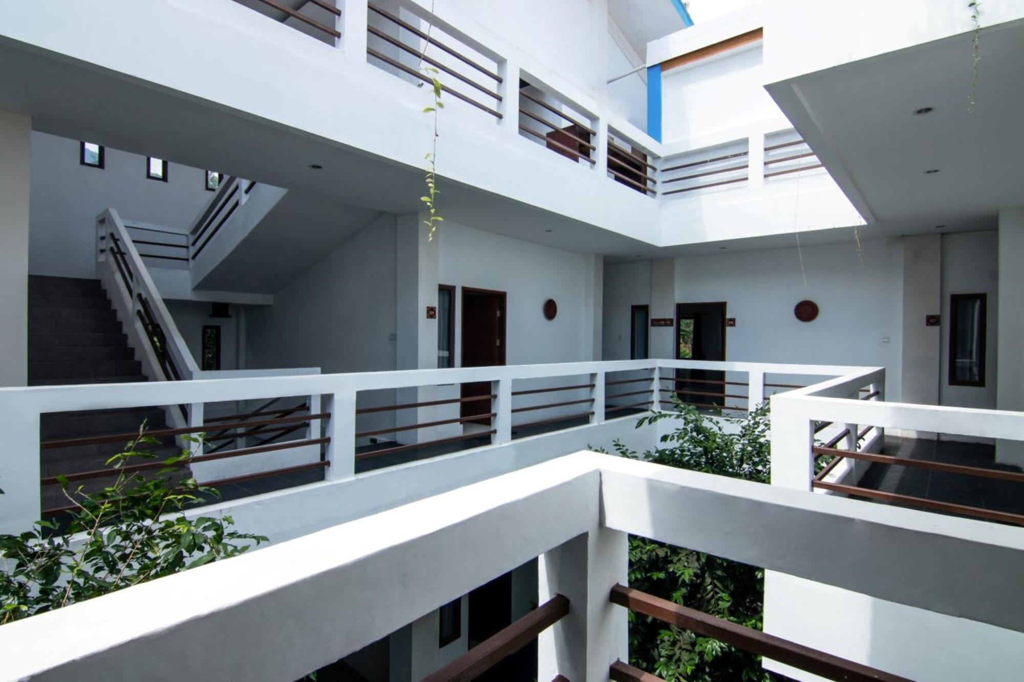 Diva Lombok Resort Senggigi Exterior foto